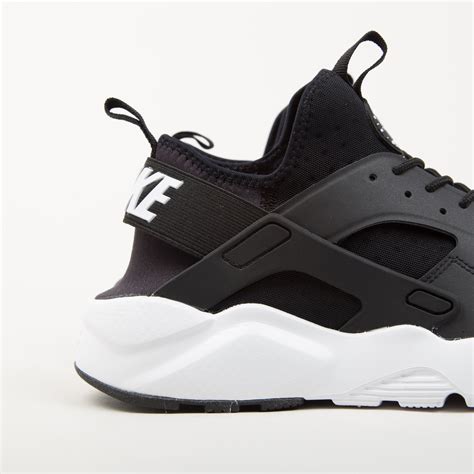 Nike Air Huarache Run Ultra 'Black & White' voor 